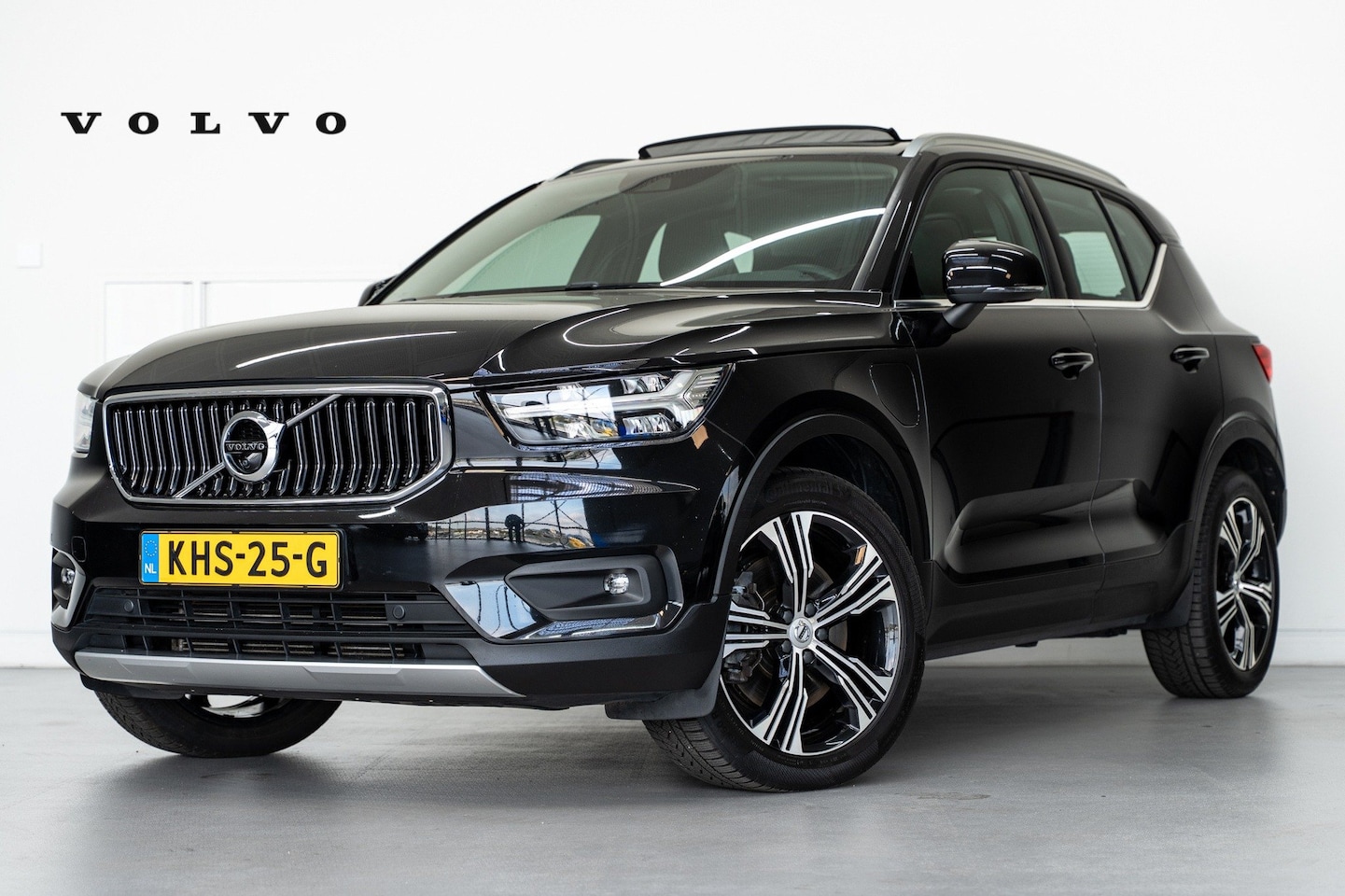 Volvo XC40 - T5 262PK Recharge Inscription | 360 | HK Audio | Trekhaak | Panoramadak | Park Assist | Bl - AutoWereld.nl