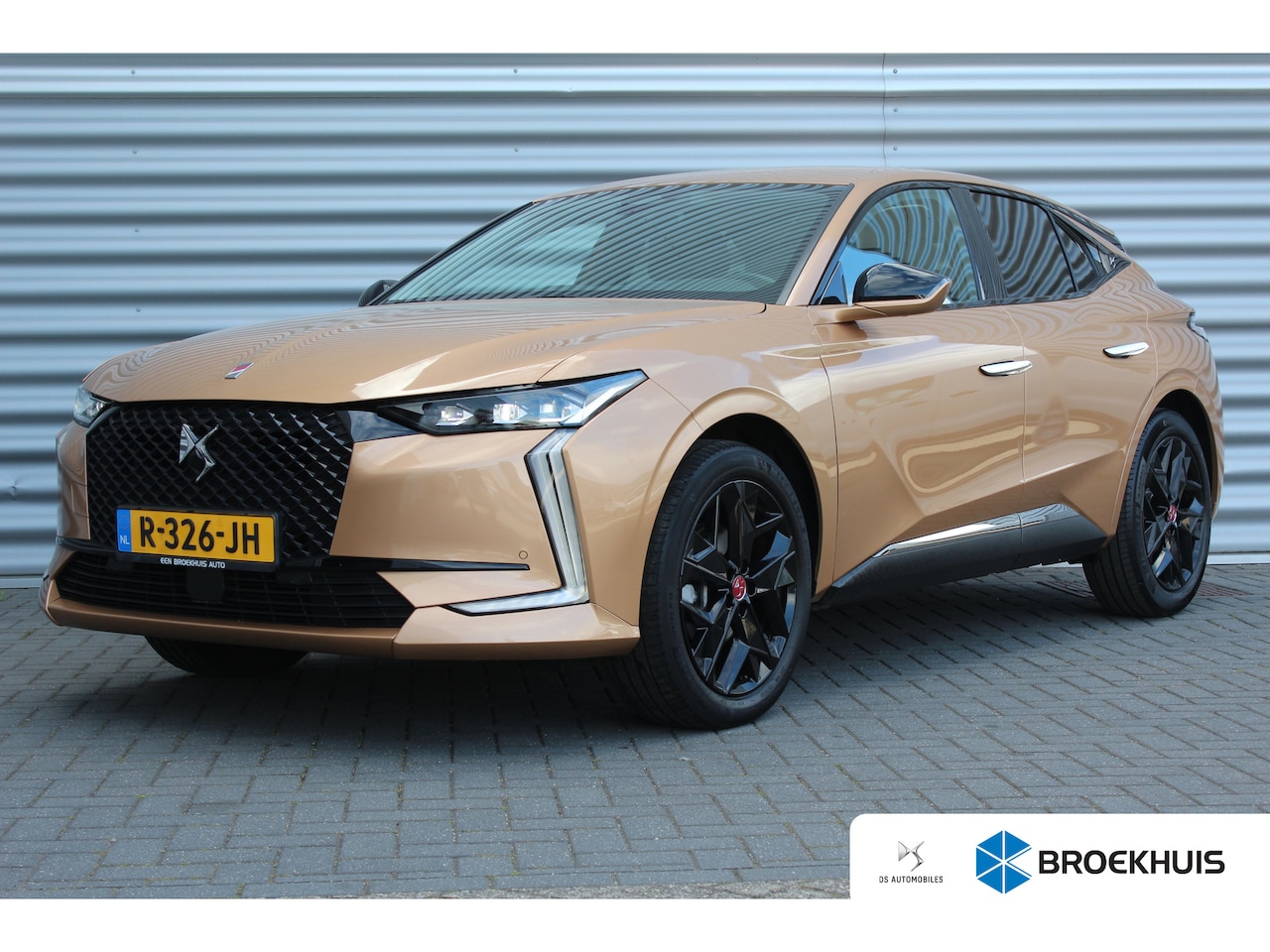 DS 4 - 1.2 PURETECH 130PK PERFORMANCE LINE+ AUTOMAAT / NAVI / LEDER / CLIMA / FULL-LED / PDC / 19 - AutoWereld.nl