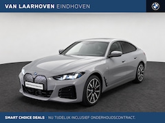 BMW i4 - eDrive40 M Sport / Achteruitrijcamera / Active Cruise Control / Adaptieve LED / Comfort Ac