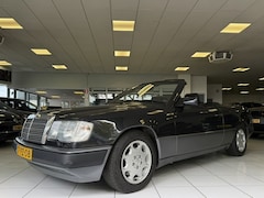 Mercedes-Benz 200-500 (W124) Cabrio - 300 CE-24/In Nieuwstaat