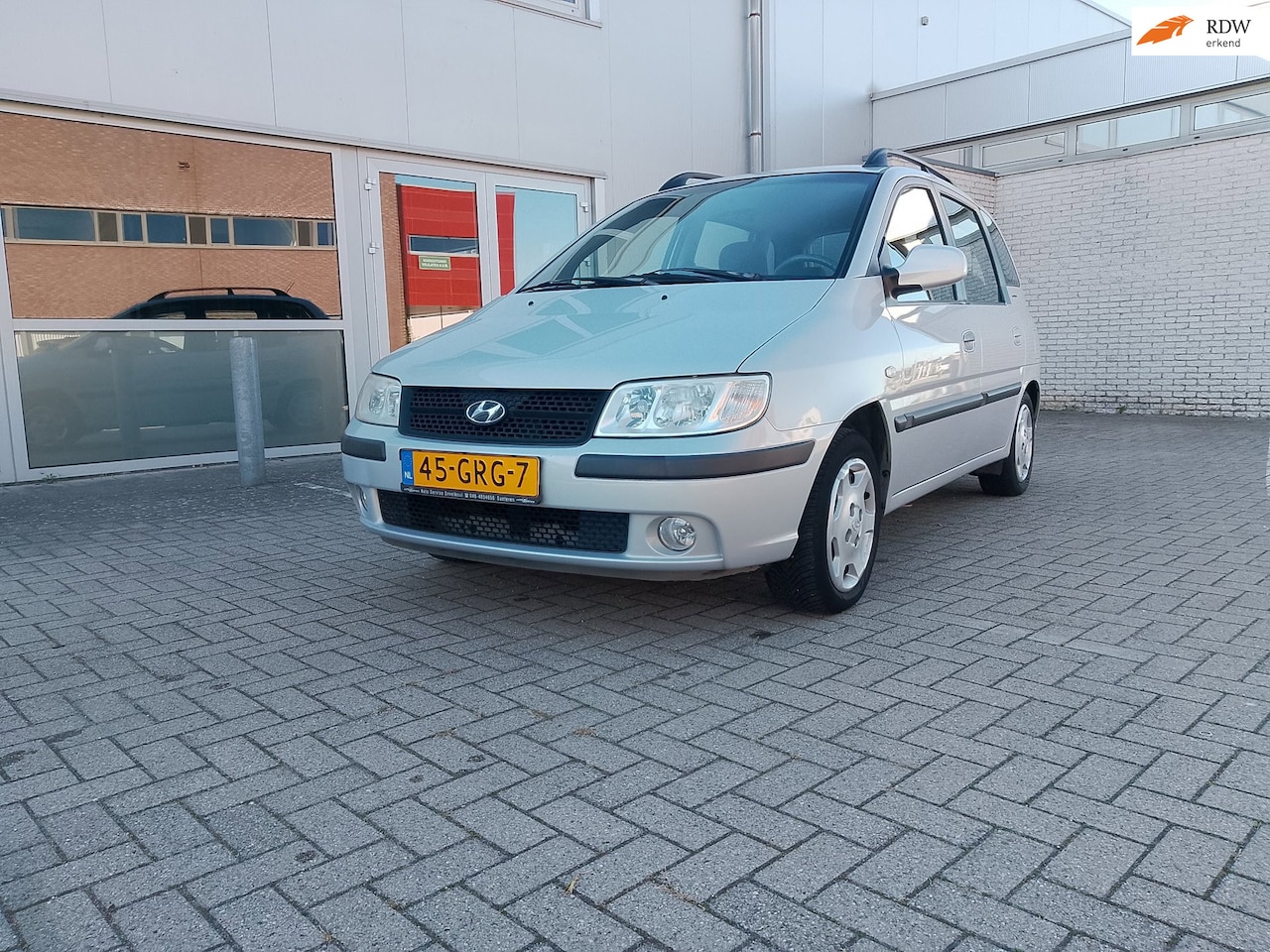Hyundai Matrix - 1.6i Active Pure 1.6i Active Pure - AutoWereld.nl