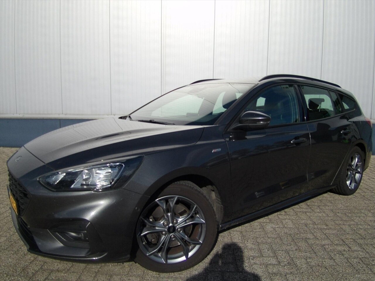 Ford Focus Wagon - 1.0 EcoBoost ST Line Business 1.0 EcoBoost 125pk ST Line Business - AutoWereld.nl