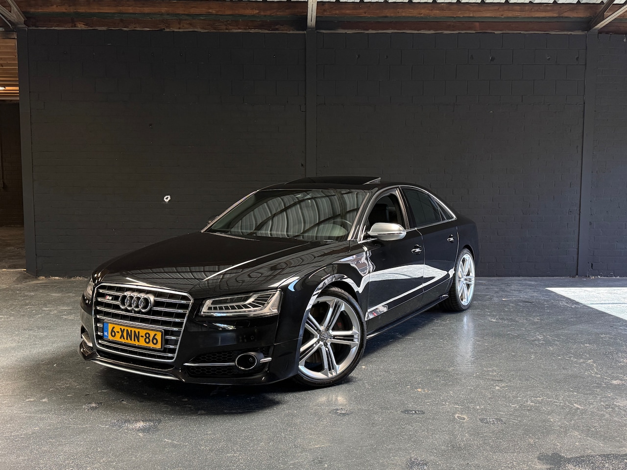 Audi A8 - 4.0 TFSI S8 quattro Pro Line+ Audi S8 4.0 Tfsi 520pk, Carbon, Matrix, Carplay, BTW, ACC - AutoWereld.nl