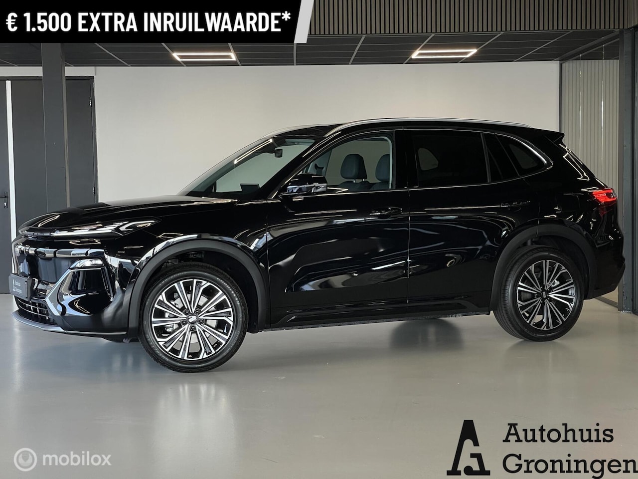 Geely Starray EM-i - Max+ | 136 KM EV | Massage | Ventilatie | Pano | 360° | 14 KM - AutoWereld.nl