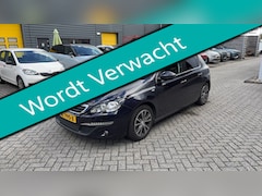 Peugeot 308 - 1.2i Style 5-deurs 110pk 1e eig. Clima Navi Panorama Trekhaak