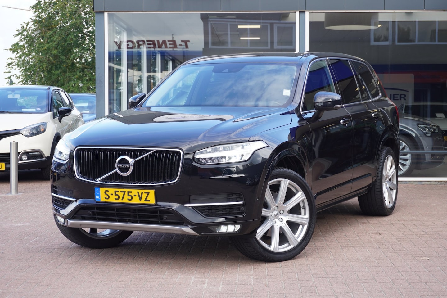 Volvo XC90 - 2.0 T5 AWD Inscription Automaat | Airco | Navigatie | Elek. Pakket | Vol opties | Inruil m - AutoWereld.nl