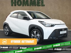 Toyota Aygo X - Hybrid 115 Pulse - NIEUW MODEL - KEYLESS START - STOEL VERWARMING - DRAADLOZE TELEFOONLADE