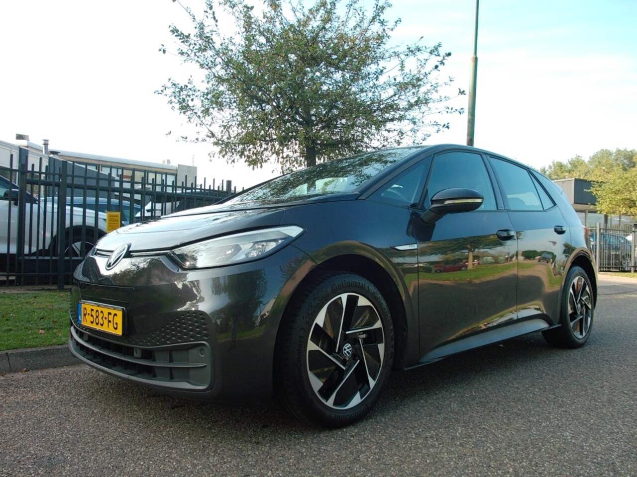 Volkswagen ID.3 - 62kWh 145pk Pro - AutoWereld.nl