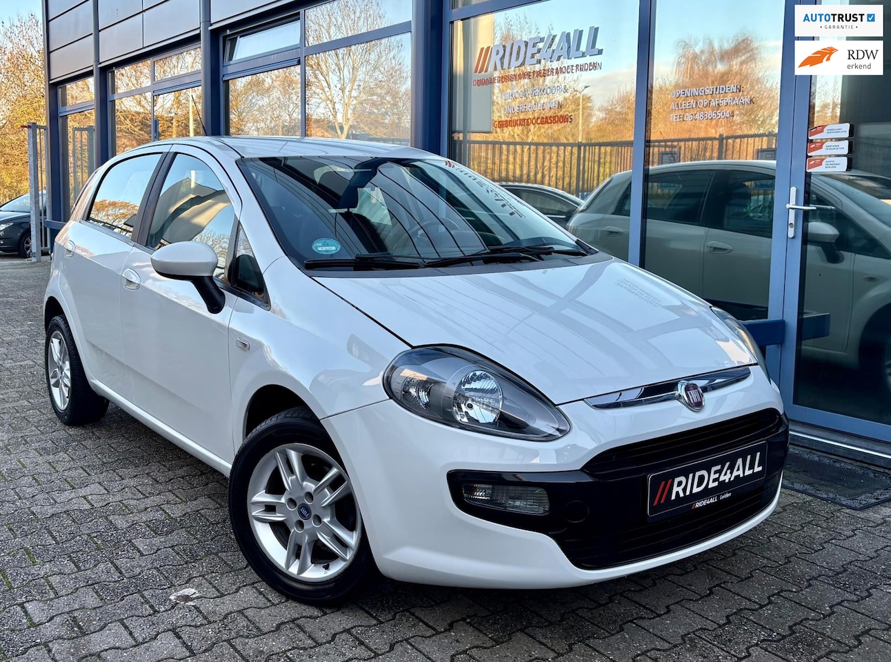 Fiat Punto Evo - 1.4 Business/BLUE&ME/AIRCO/5DRS - AutoWereld.nl