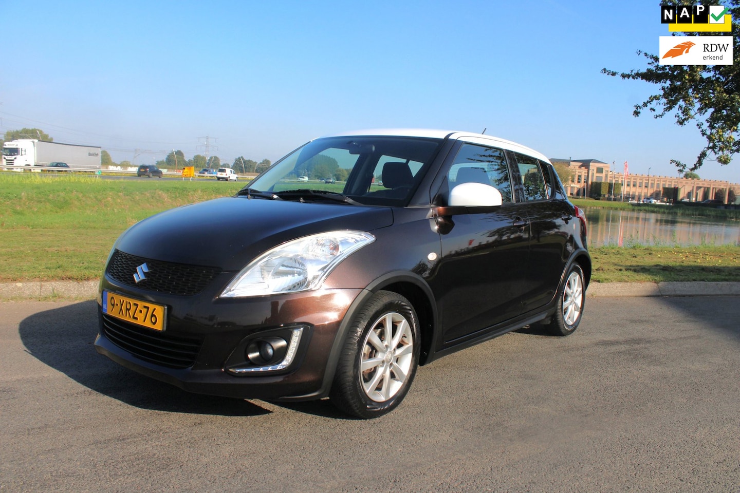 Suzuki Swift - 1.2 Dynamic EASSS Airco - AutoWereld.nl