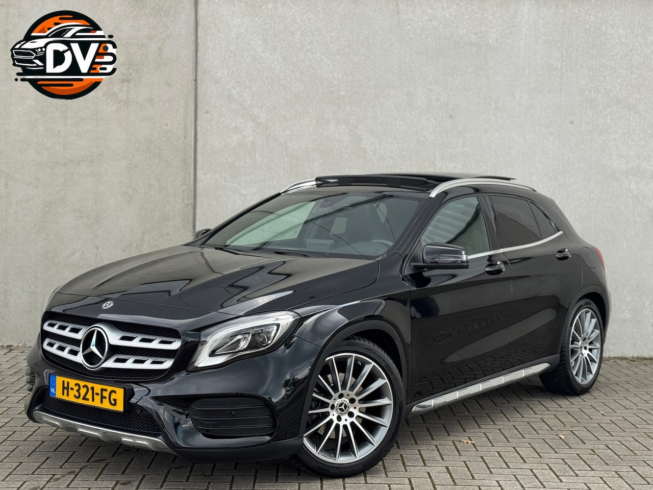 Mercedes-Benz GLA-Klasse - 250 AMG 4Matic Premium Plus PANO DAK TREKHAAK - AutoWereld.nl