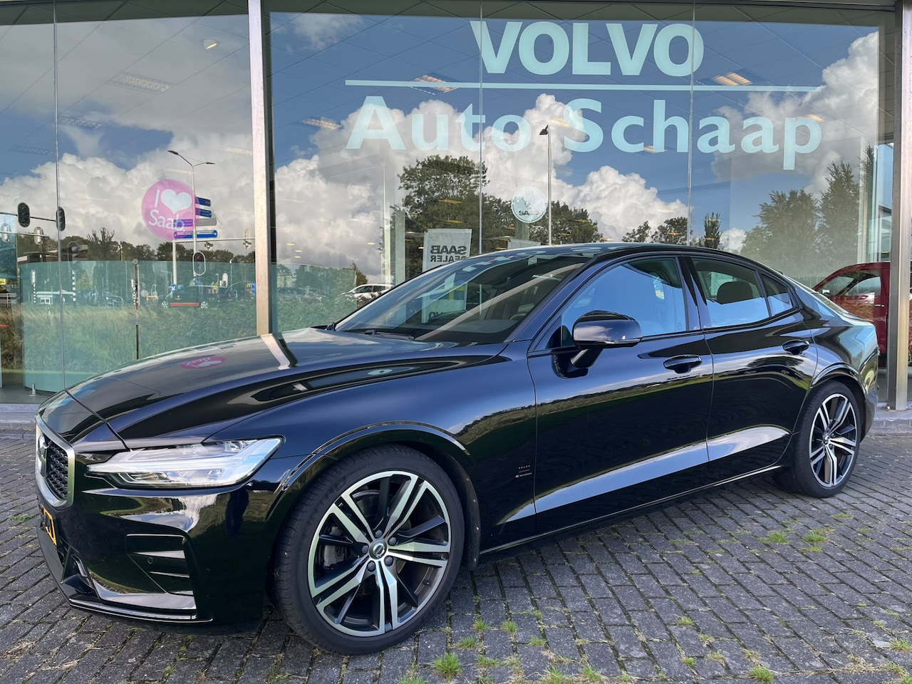 Volvo S60 - 2.0 T4 R-Design Automaat | Rijklaar incl garantie | Polestar software Harman/Kardon Blis - AutoWereld.nl