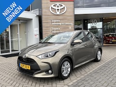 Toyota Yaris - 1.5 VVT-i Business AUTOMAAT AD-CRUISE APPLE/ANDROID BLUETOOTH CAMERA AIRCO LM-VELGEN