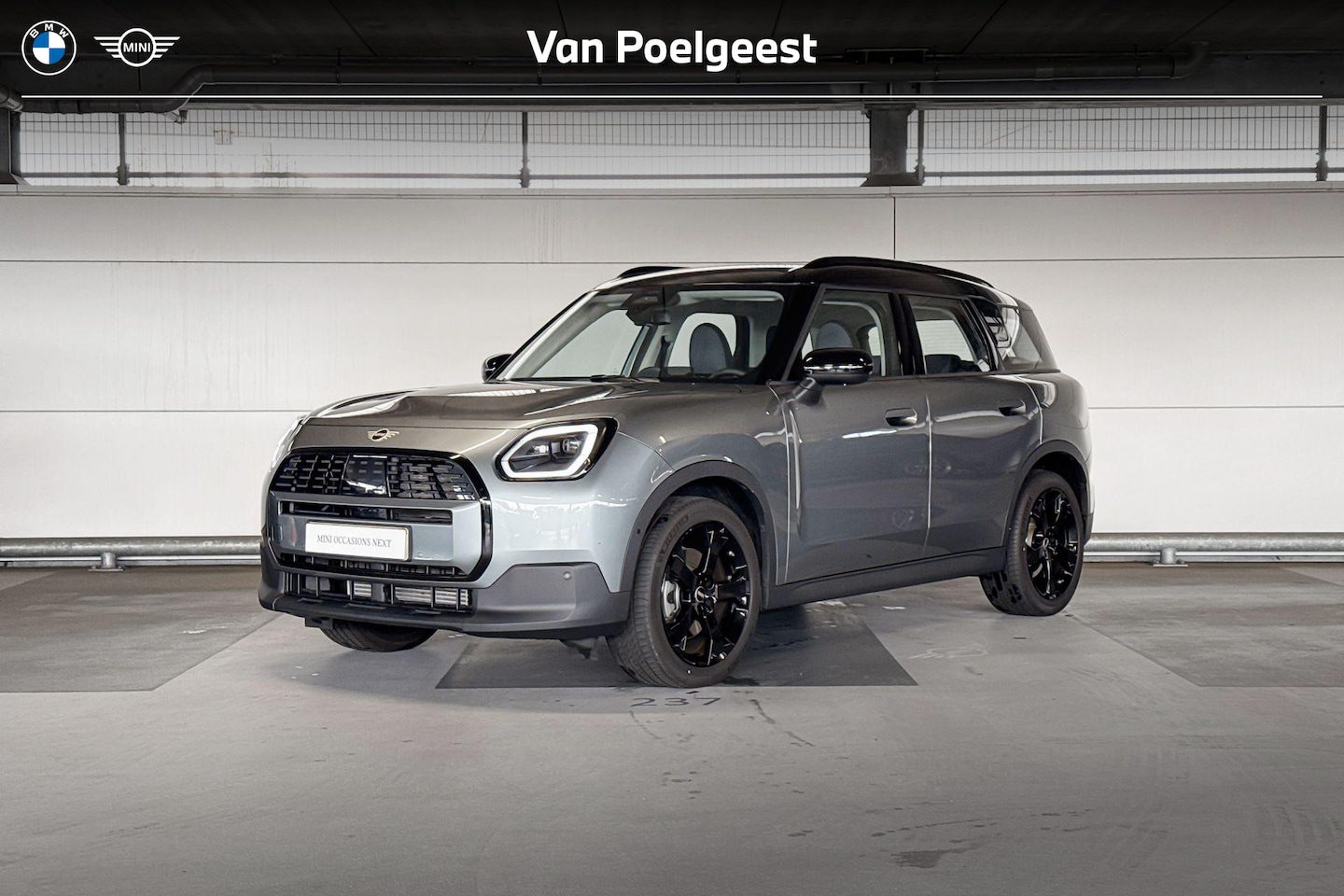 MINI Countryman - 1.5 C Favoured L - AutoWereld.nl