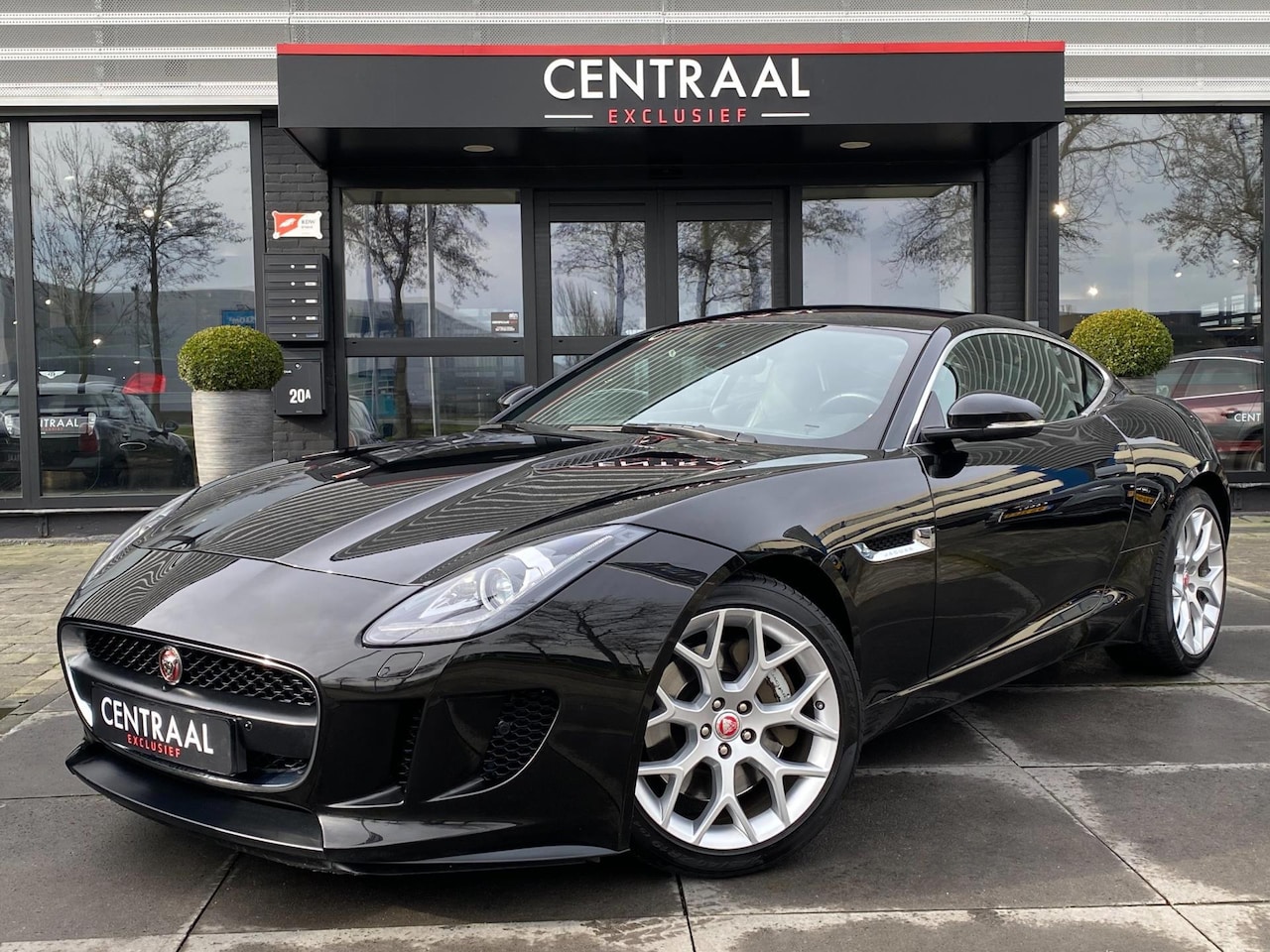 Jaguar F-type - 3.0 V6 Coupé 3.0 V6 Coupé 340PK, Sportuitlaat, Keyless, Camera, Memory, Xenon - AutoWereld.nl