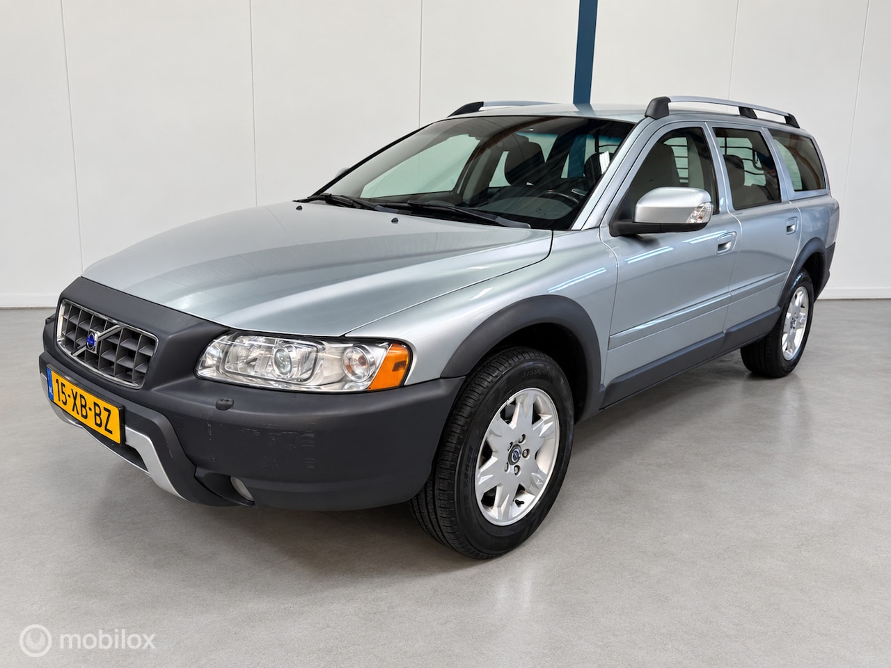 Volvo XC70 - 2.5 T Summum NL-AUTO / 1E-EIGENAAR / AUTOMAAT - AutoWereld.nl