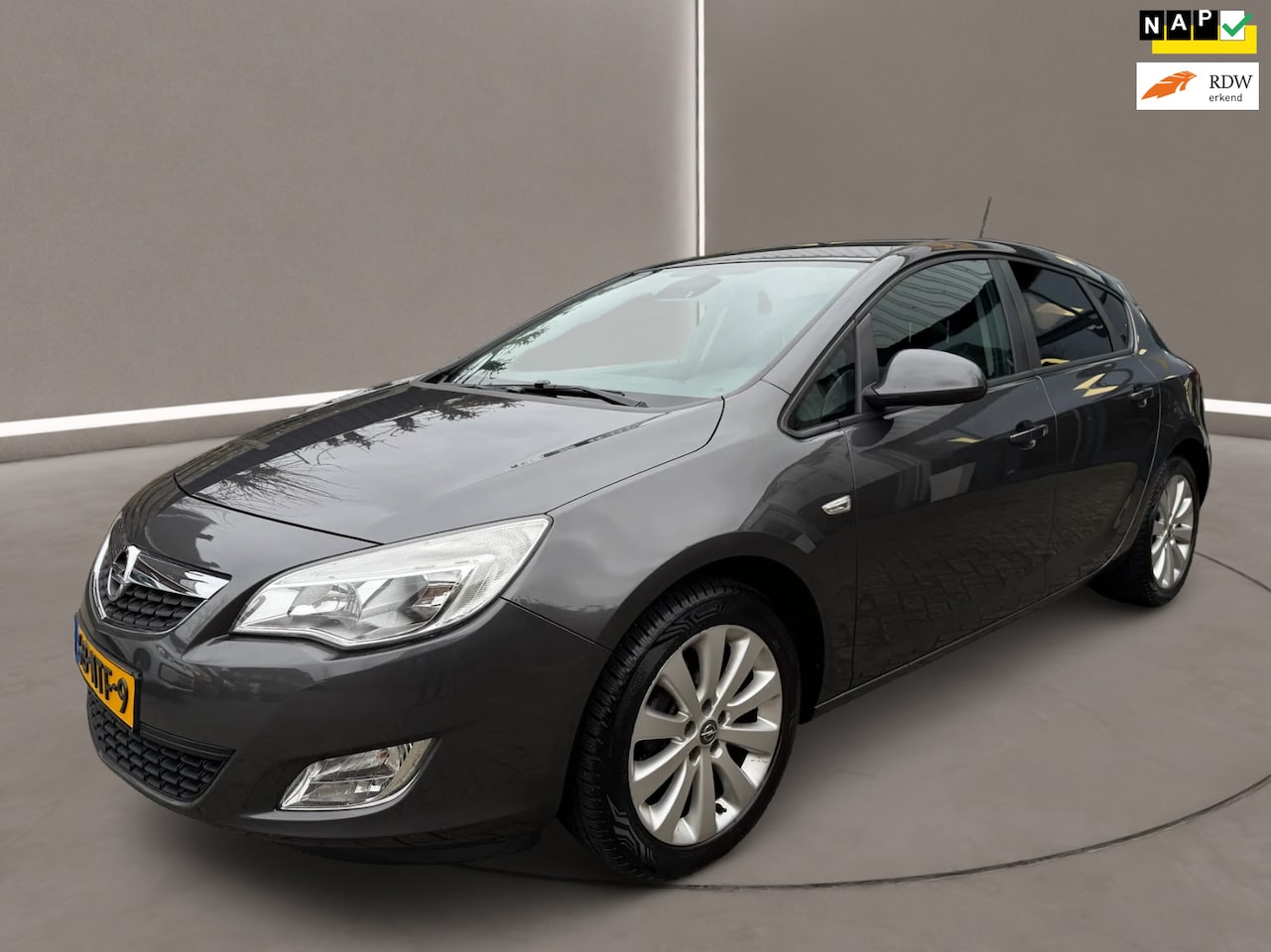 Opel Astra - 1.4 Turbo Edition 120 Pk Airco Nap - AutoWereld.nl