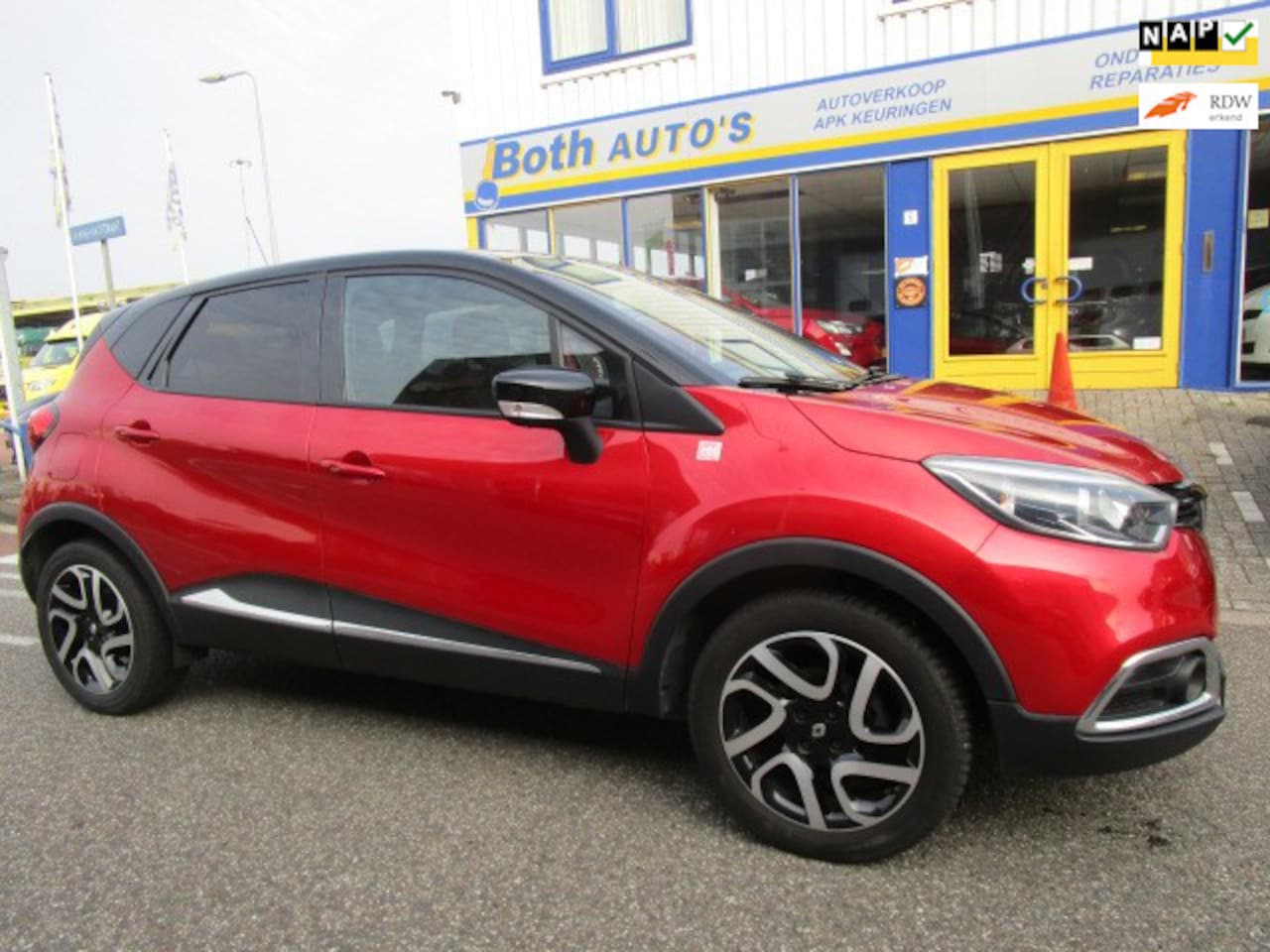 Renault Captur - 0.9 TCe Helly Hansen - AutoWereld.nl