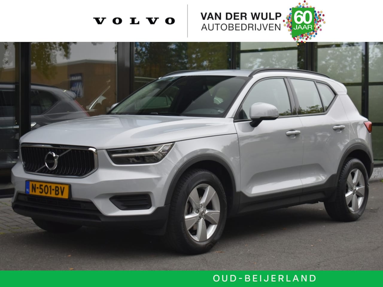 Volvo XC40 - T2 129pk Aut. Momentum Core | Navigation Tech | Cruise Control - AutoWereld.nl