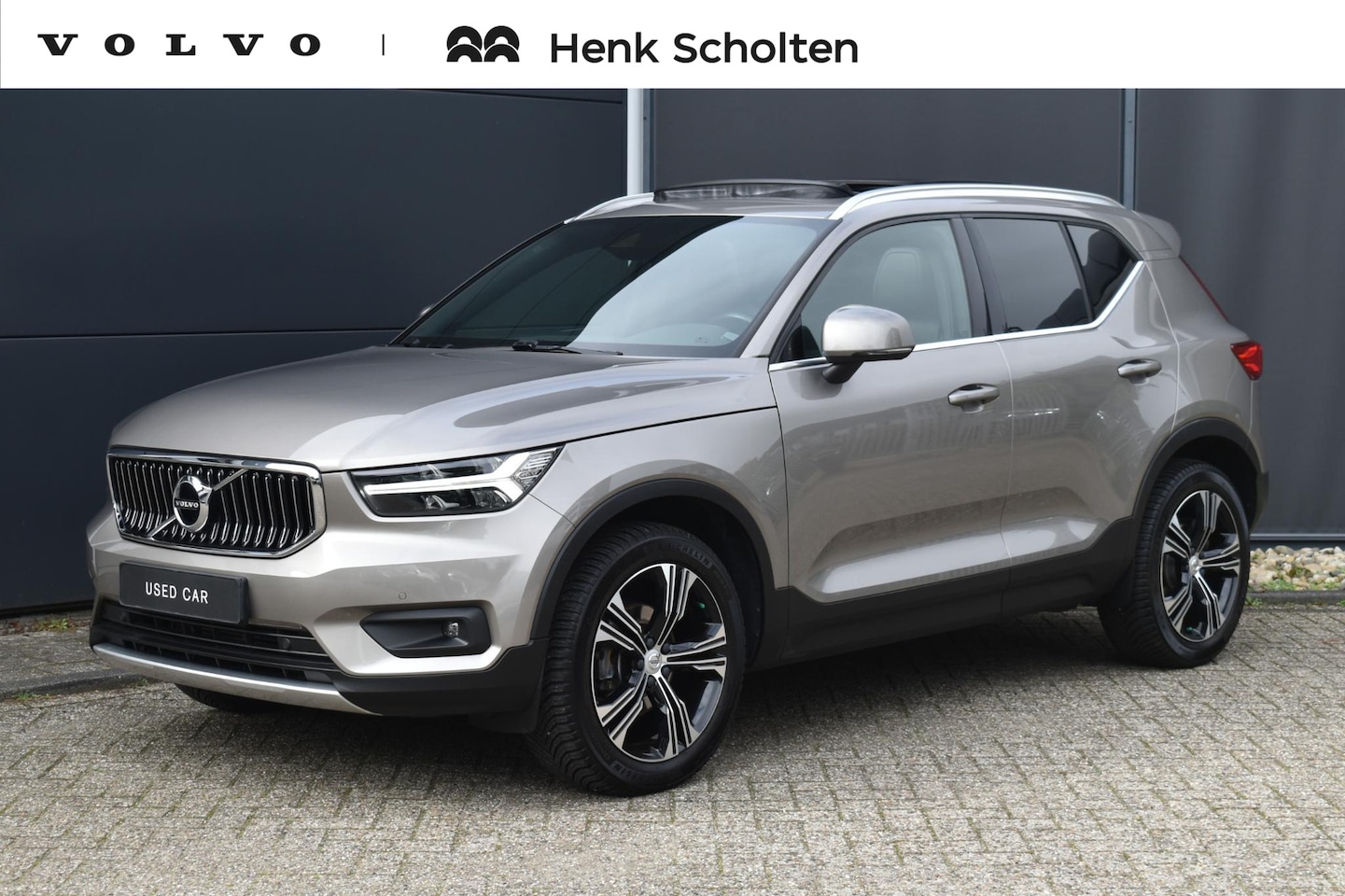 Volvo XC40 - T3 Inscription | Panoramisch Schuif-/Kanteldak | Harman Kardon Premium Sound | Elektrisch - AutoWereld.nl