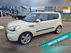 Kia Soul - 1.6 X-ecutive127pk Airco Trekhaak 1300kg Hoge instap