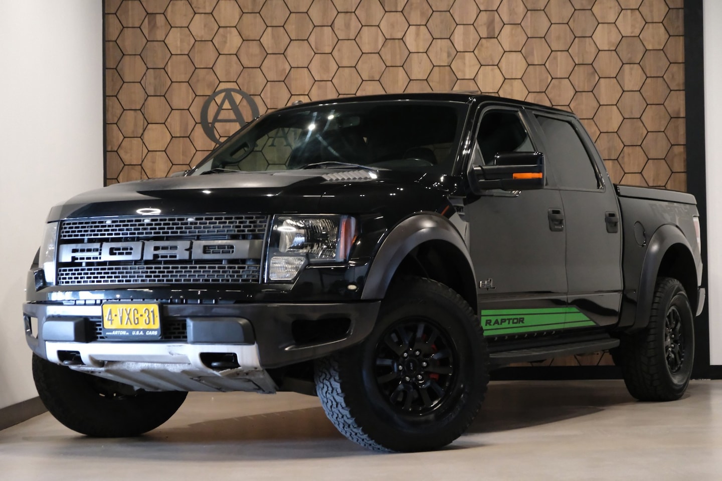 Ford F-150 Raptor - 6.2 V8 *UNIEK* 416pk Trekhaak/Leder/4x4 Grijskenteken EX BTW - AutoWereld.nl