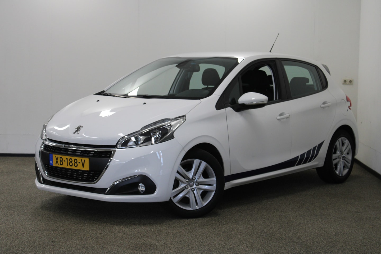 Peugeot 208 - 1.2 PureTech Signature 1.2 PureTech Signature - AutoWereld.nl