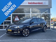 Renault Mégane Estate - 1.2 TCe Bose /clima/cruise/leder/schuif-panodak/pdc v+a/trekhaak/onderhoudshist./