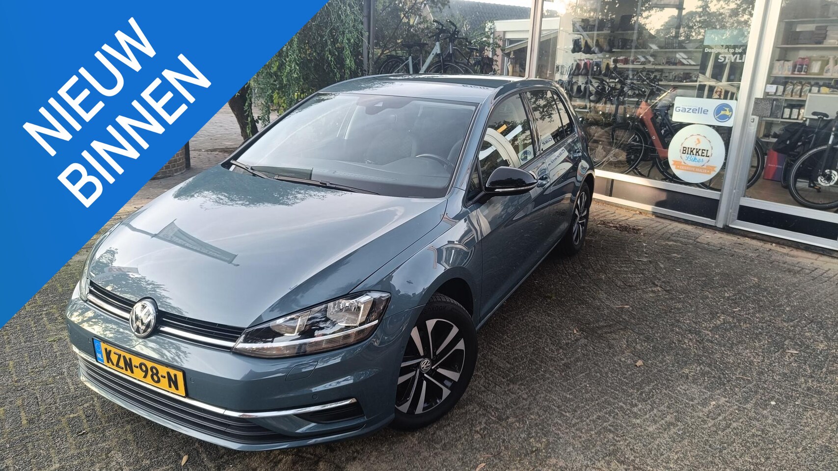 Volkswagen Golf - 1.0 TSI IQ-Drive Automaat//Petroleum Blue - AutoWereld.nl