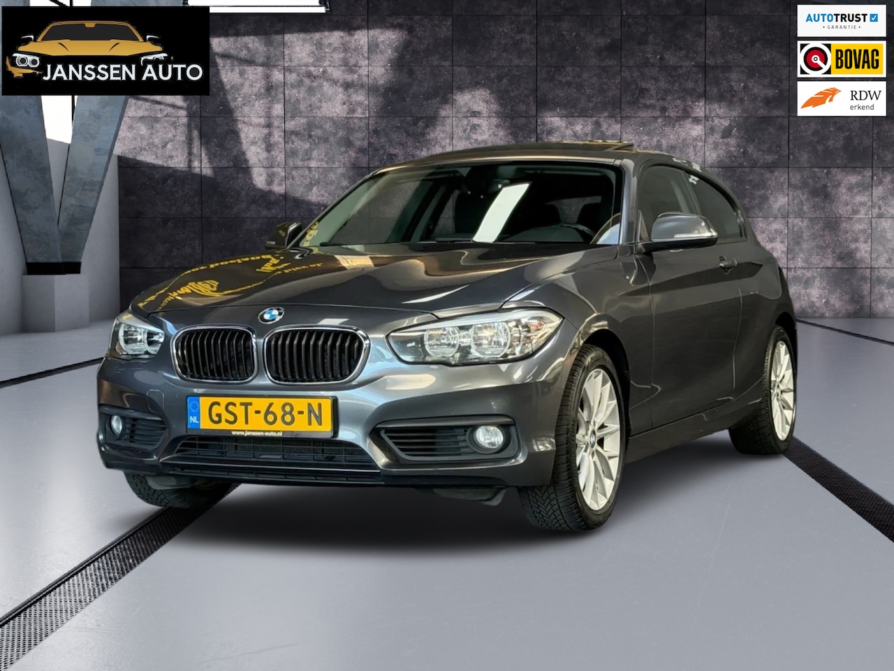 BMW 1-serie - 120i High Executive | Schuifdak | Navi | Stoelverwarming | LMV | Cruise | PDC - AutoWereld.nl
