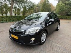 Toyota Auris - 1.8 Full Hybrid Aspiration/Trekhaak/Navi/Clima/APK