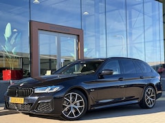 BMW 5-serie Touring - 530e xDrive M-Sport | SOH 95% | ACC | Elek. Trekhaak | Sfeerverlichting | Harman Kardon |
