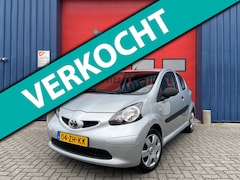 Toyota Aygo - 1.0-12V | 2e eigenaar