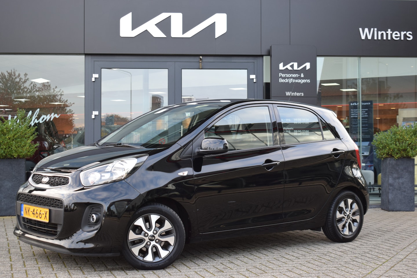 Kia Picanto - 1.0 CVVT EconomyPlusLine | Airco | Bluetooth | Camera | Navigatie | LM velgen | - AutoWereld.nl