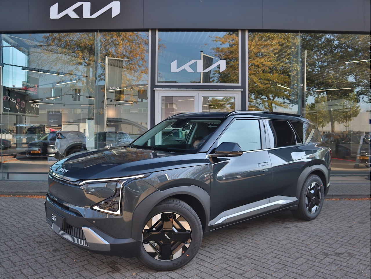 Kia EV5 - Air 81.4 kWh --Snel leverbaar!-- - AutoWereld.nl