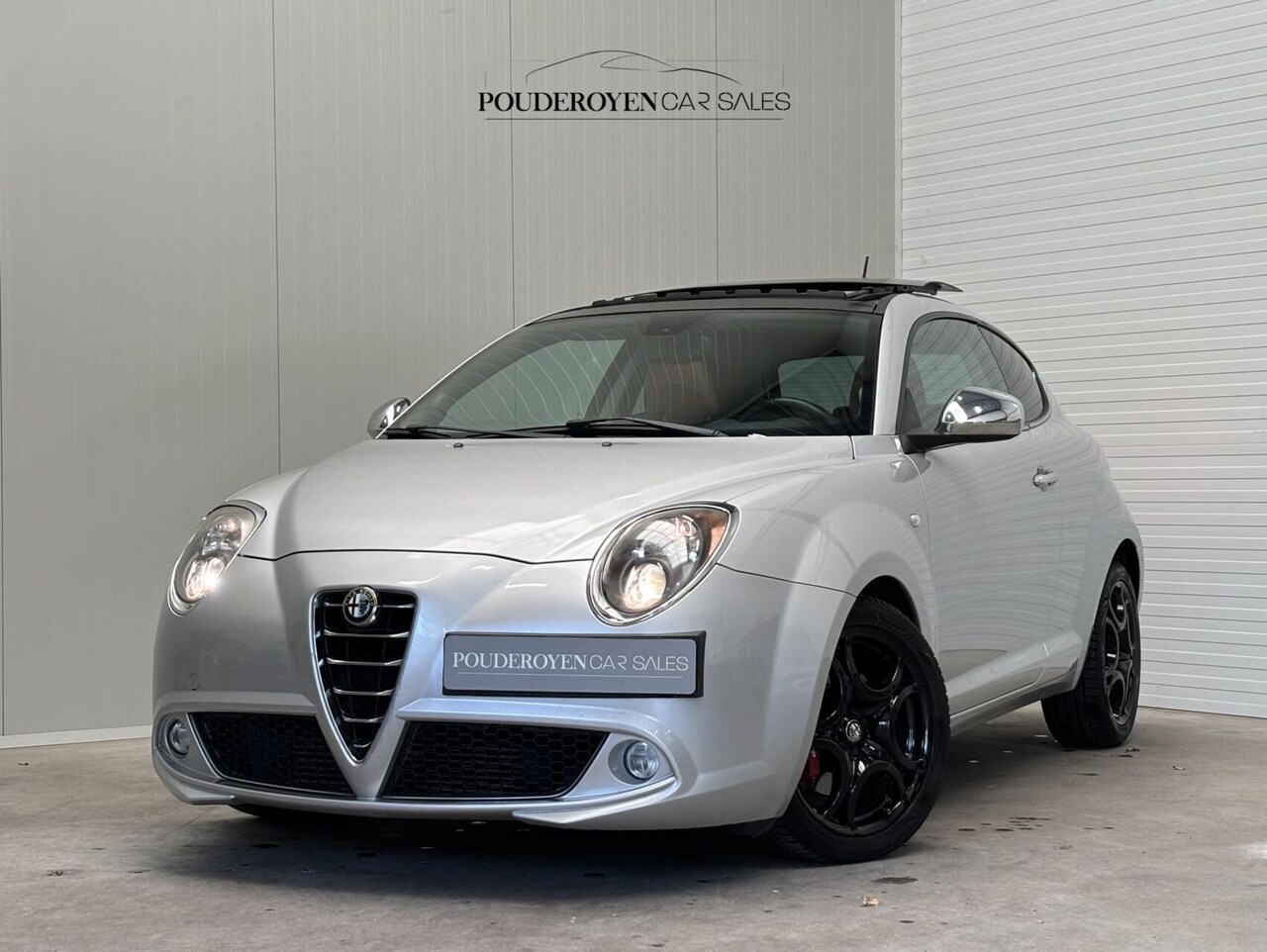 Alfa Romeo MiTo - 1.4 T Distinctive / Automaat / 140PK / Panoramadak / Nieuwe distributie / Leer / StoelVW / - AutoWereld.nl