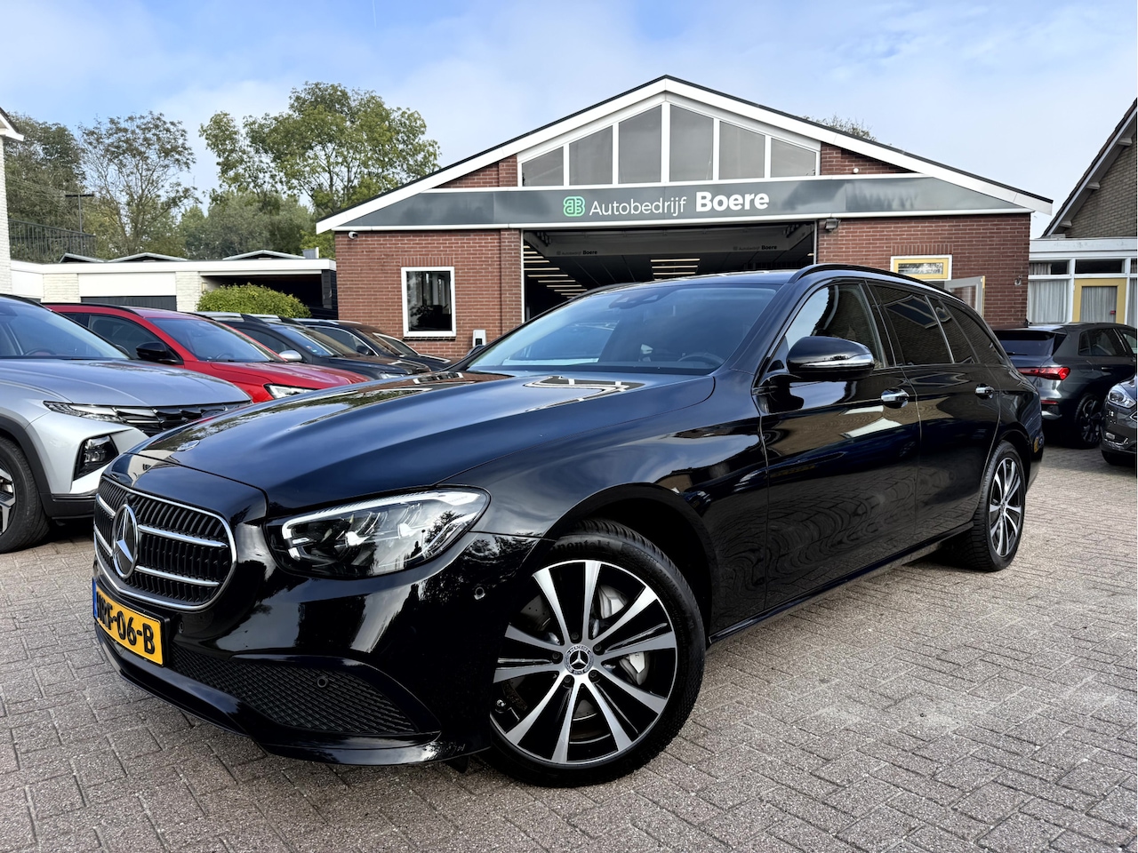 Mercedes-Benz E-klasse Estate - 300 e Luxury Line 360 camera, Elek.Trekhaak, Navi - AutoWereld.nl