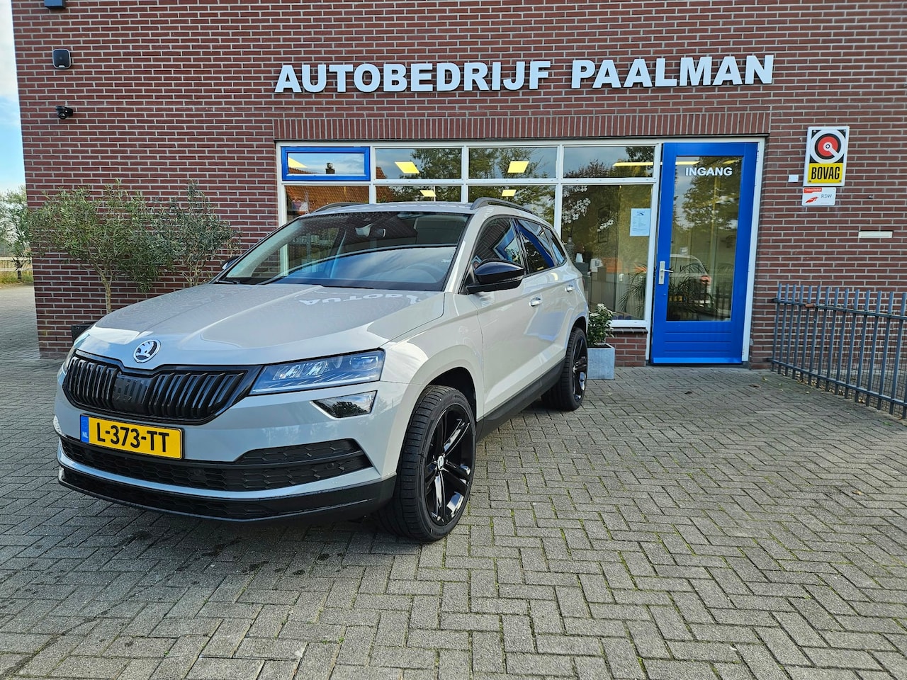 Skoda Karoq - 1.5 TSI ACT Style Business 1.5 TSI ACT Style Business - AutoWereld.nl