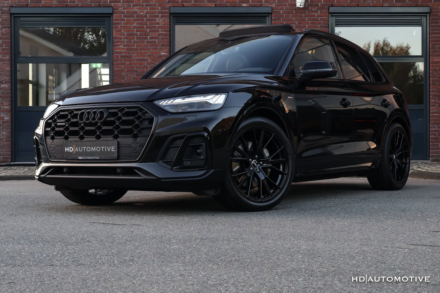 Audi Q5 - 50 TFSI e Quattro S edition BLACK PANO MATRIX B&O - AutoWereld.nl