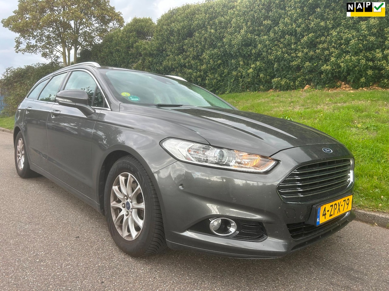 Ford Mondeo Wagon - 1.6 TDCi Titanium - Clima - Cruise - Navi - AutoWereld.nl