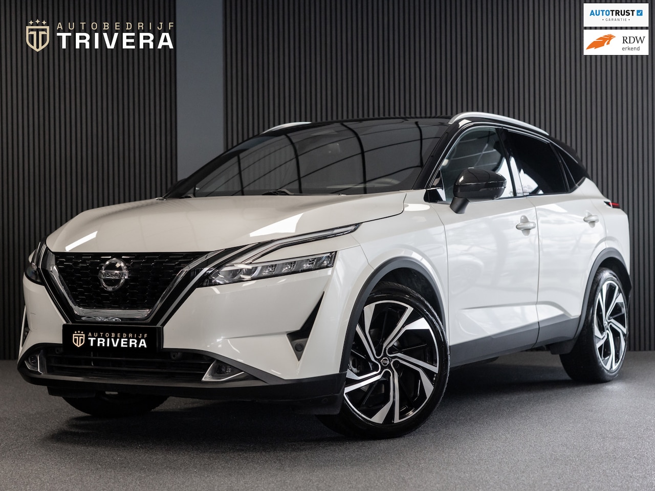Nissan Qashqai - 1.3 MHEV X-TRONIC TEKNA PLUS 4WD l SoH 95% l CAM 360° l LEDER l PANO l 1ste eig.l AUT l De - AutoWereld.nl