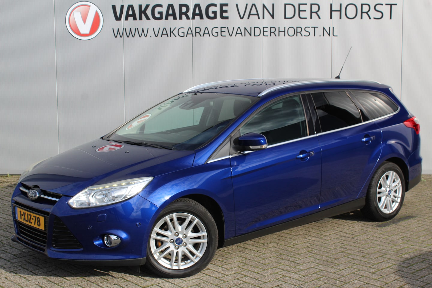 Ford Focus Wagon - 1.0-125pk EcoBoost Edition Plus. Nette, goed onderhouden Ford Focus wagon. Autm. airco dua - AutoWereld.nl