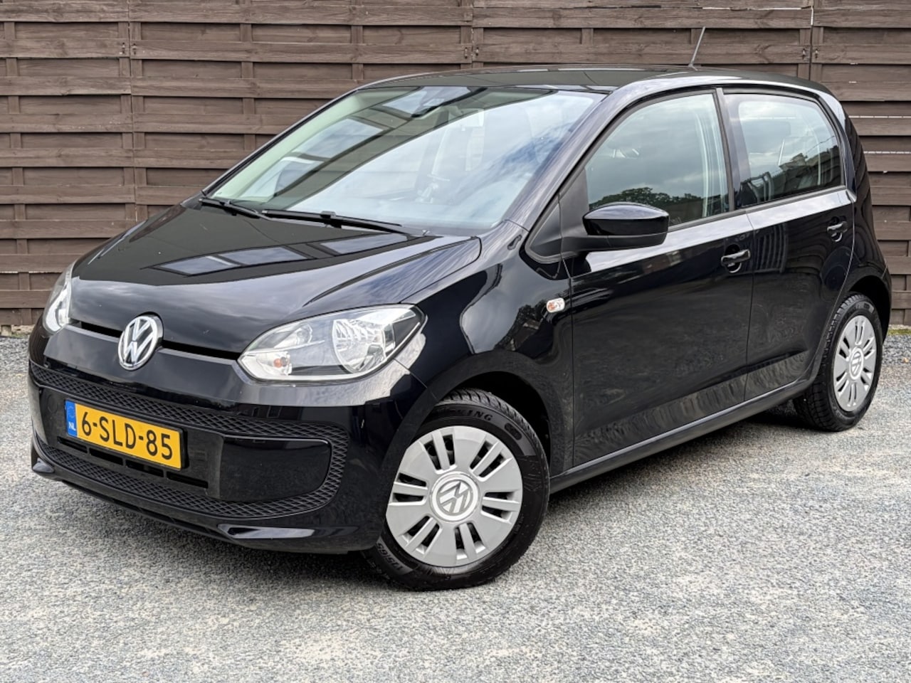 Volkswagen Up! - 1.0 move up! BlueMotion / Navigatie / Airco / NL-auto - AutoWereld.nl