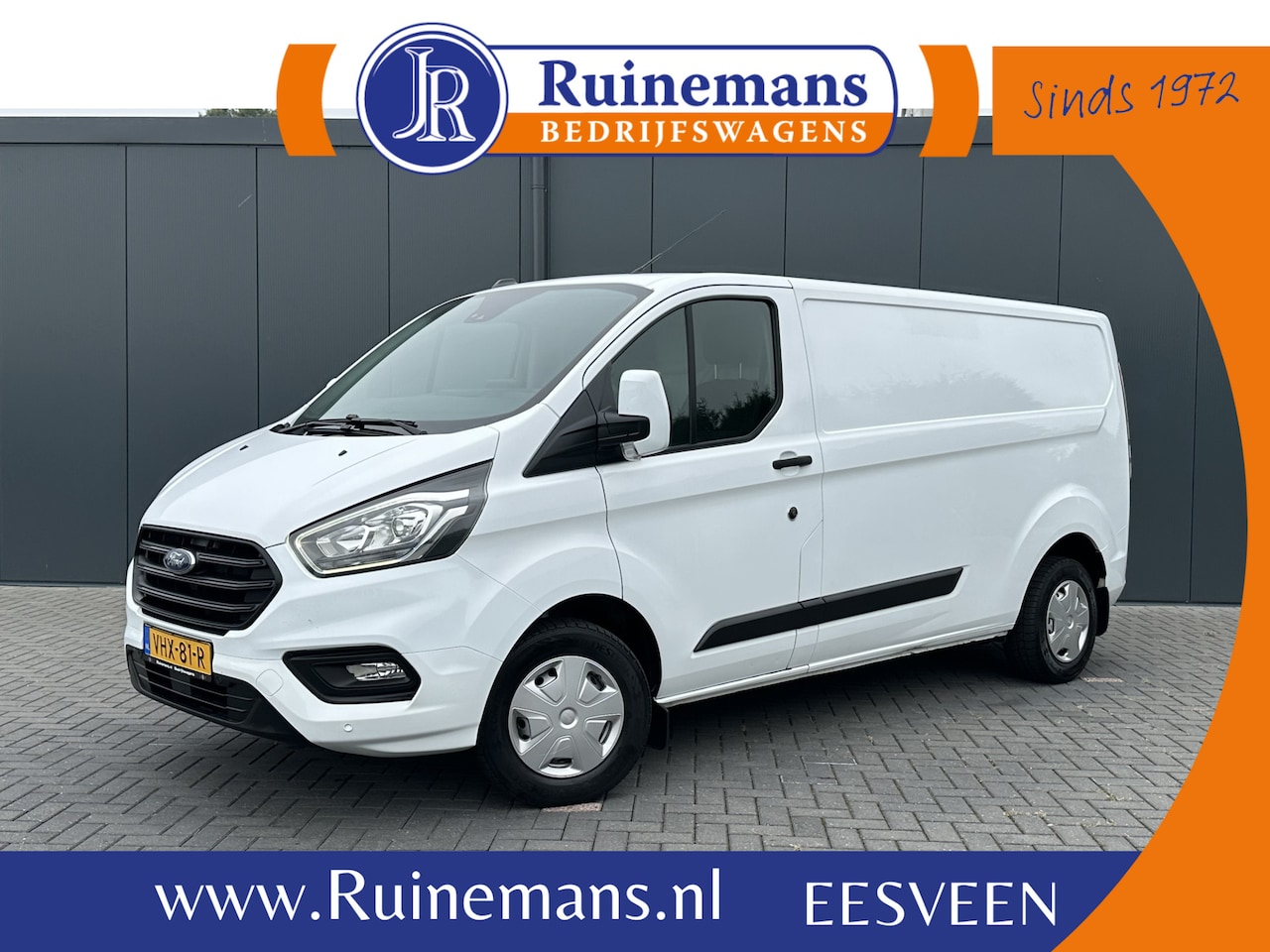 Ford Transit Custom - 2.0 TDCI / L2H1 / 1e EIG. / CAMERA / CARPLAY / AIRCO / CRUISE / VOORRUITVERW / 3 ZITS / PD - AutoWereld.nl
