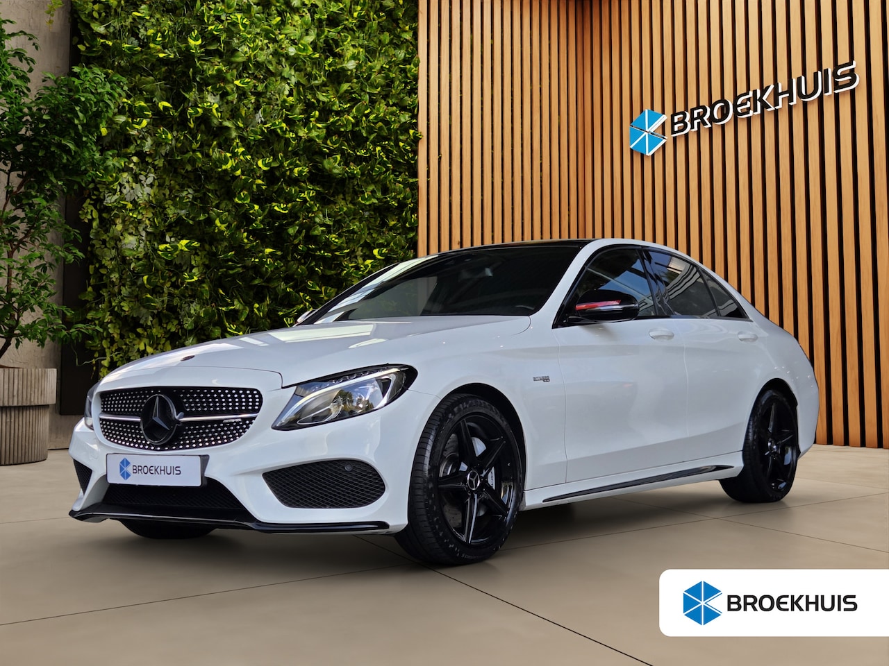 Mercedes-Benz C-klasse - AMG 43 4MATIC | Burmester | Camera | Stoelverwarming | Sfeer | 18" Velgen - AutoWereld.nl
