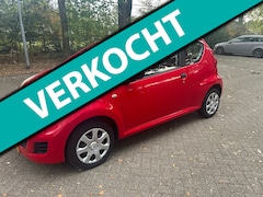Peugeot 107 - 1.0-12V XR