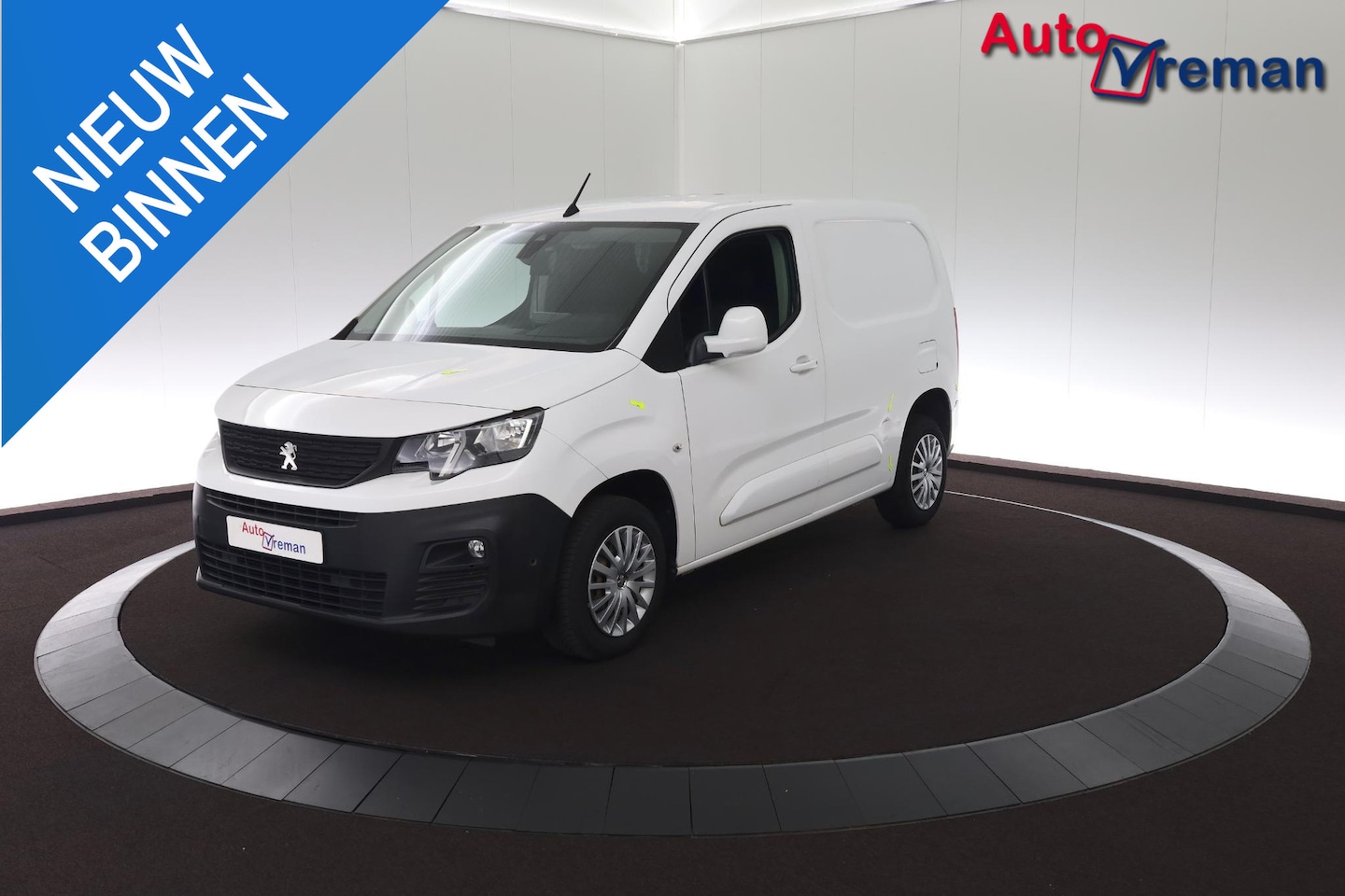 Peugeot Partner - 1.6 BlueHDI Premium 1.6 BlueHDI Premium - AutoWereld.nl