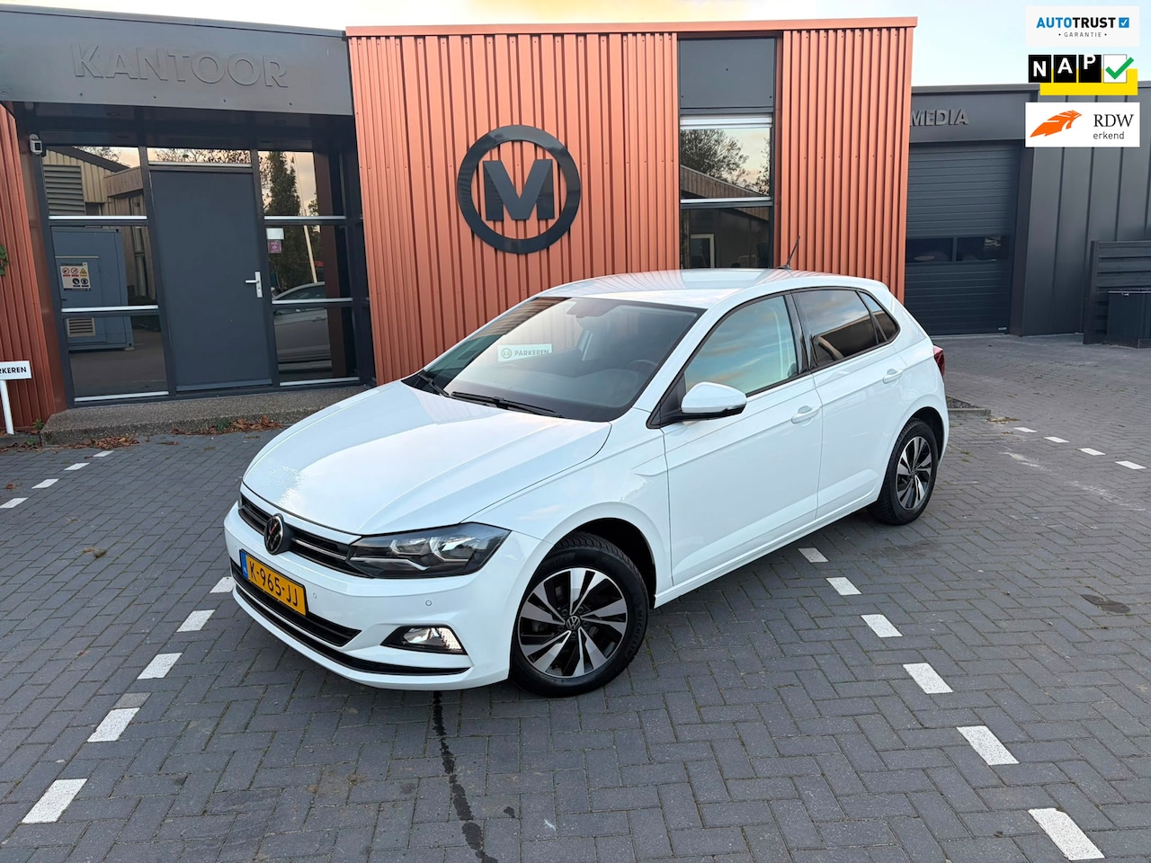 Volkswagen Polo - 1.0 TSI Comfortline Business Cruise/Clima/PDC - AutoWereld.nl