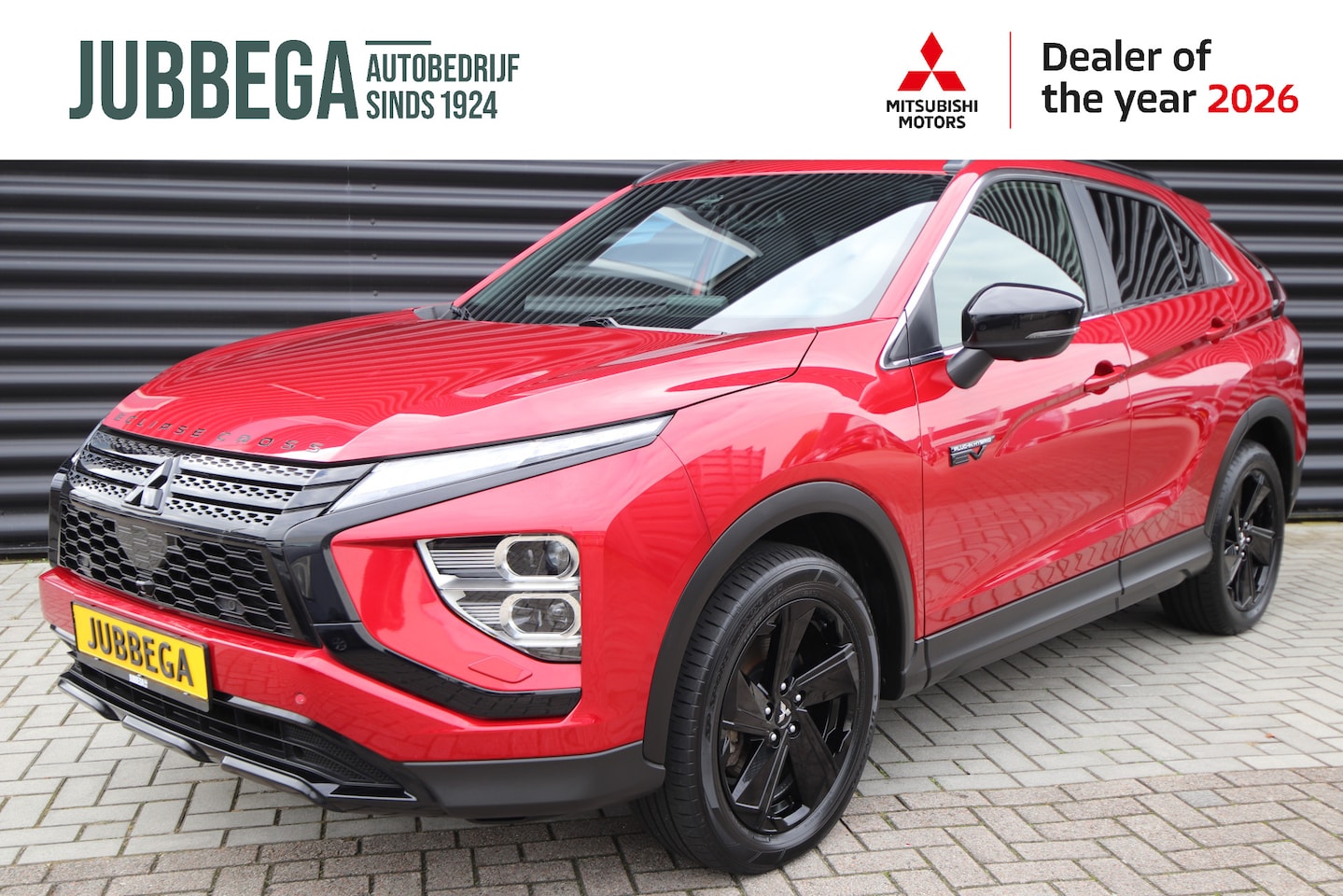 Mitsubishi Eclipse Cross - 2.4 PHEV Black Edition Red Diamond - AutoWereld.nl