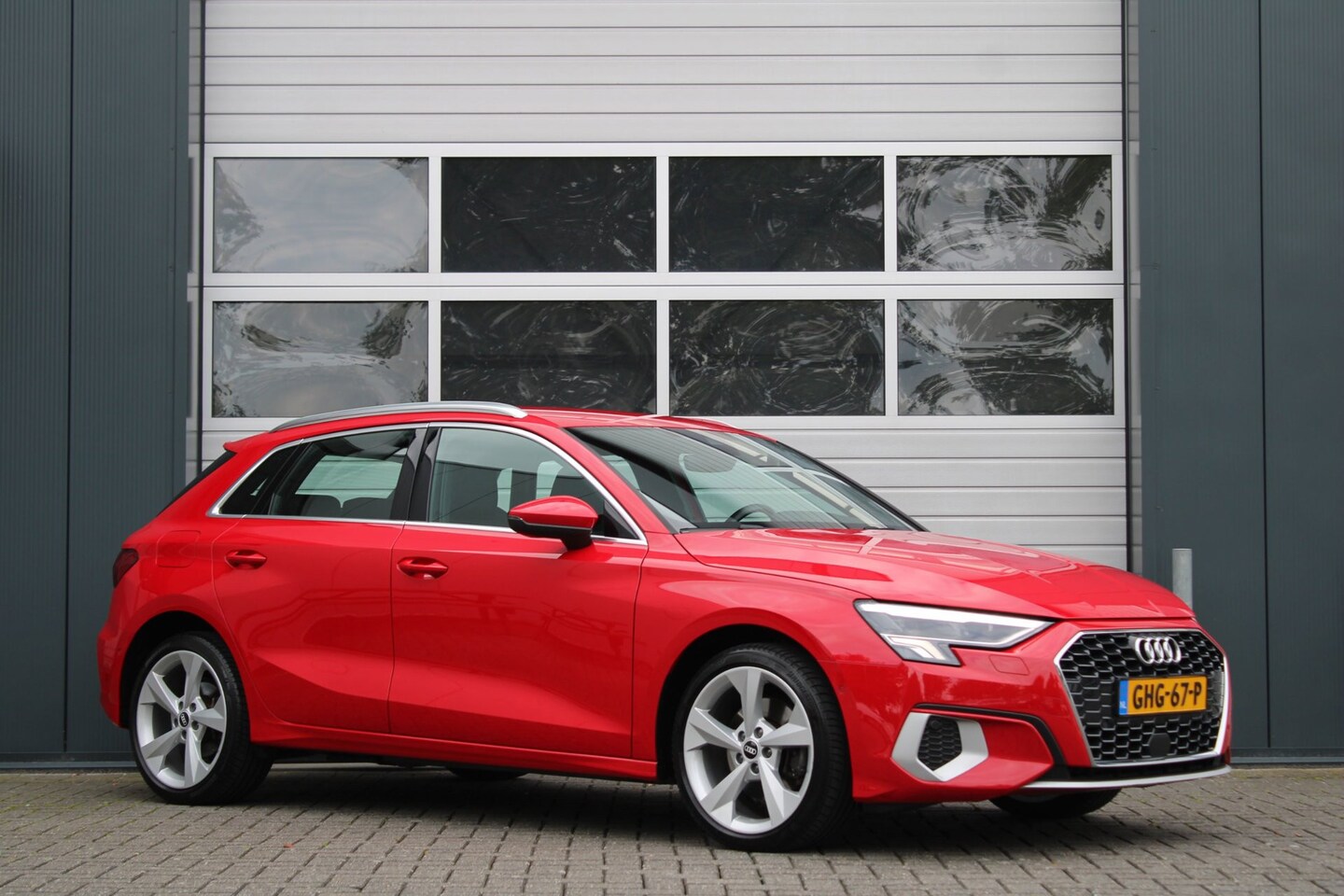 Audi A3 Sportback - 40 TFSI e Business edition ACC/Virtual/RS.Seats/Stoelverwarming/Keyless/Lane.Assist/PDCv+a - AutoWereld.nl